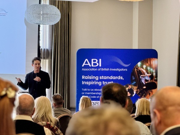 39BF3692 653A 4DC3 B9AC 0B03C289A357_1_105_c